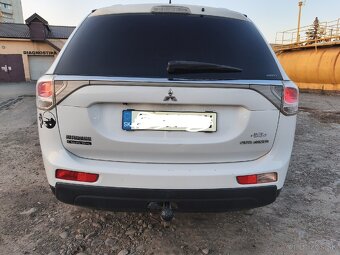 Predám Mitsubishi Outlander III , 7 miestny, 4x4 - 4