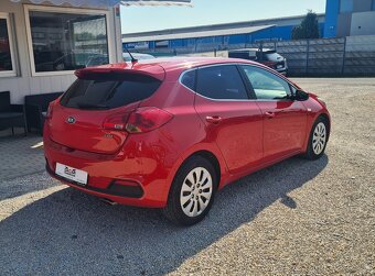 KIA CEE´D 1.6 CRDI LX/SILVER / MOŽNÝ ODPOČET DPH - 4