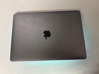 MacBook Pro 13"  2018 - 4