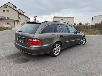 Mercedes E 280 CDI Avantgarde Facelift - 4