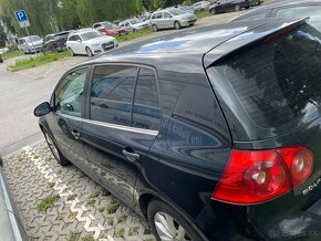 Predám VW Golf 5 1.9tdi - 4