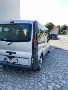 Opel Vivaro 1,9 CDTI 9- miestne - 4