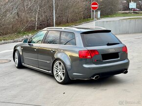 AUDI RS4 B7 4.2 FSI V8 - 4