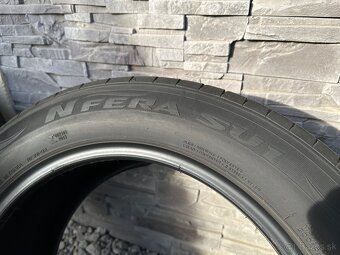 215/55 R17 94V letné NEXEN - 4