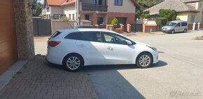 KIA Cee’d Sporty Wagon Combi 100kw 1.6 crdi Manuál 6q - 4