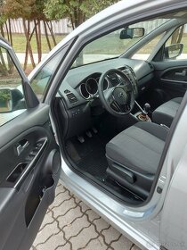 KIA VENGA 1,4 CRDI - 4