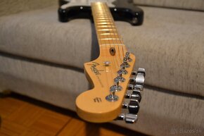 Fender Stratocaster USA Standard 2007 - 4