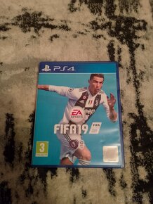 FIFA 19 ps4 - 4