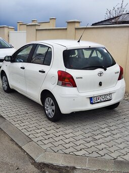 Toyota Yaris - 4