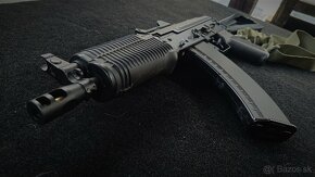 Cyma ak74u. Cm045 upgrade+ príslušenstvo. - 4