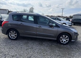 Peugeot 308 2,0 SW HDI PANORAMA 7MÍST nafta manuál 100 kw - 4