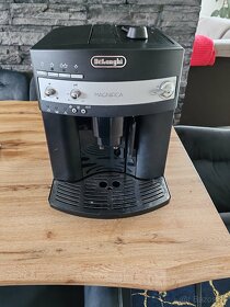 DeLonghi Magnifica - 4