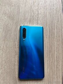 Huawei P30 6GB/128GB Dual SIM modrý - 4