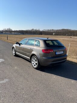 Predám Audi A3 sportback 1.6 Tdi - 4