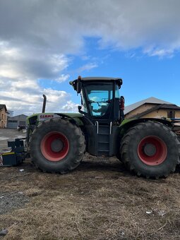 Traktor CLAAS XERION 3300 TRAC VC - 4