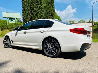 BMW 520d xDrive A/T - 4