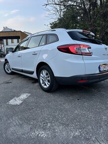 Renault Megane 1,5 TDi - 4