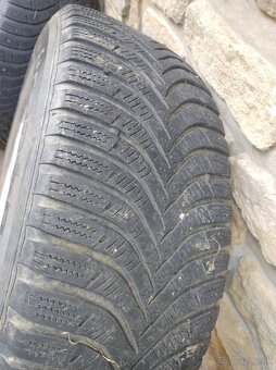 215/65r16 - 4