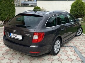 Škoda Superb Combi 1.6 TDI KEYLESS, VAM R1, GREENLINE - 4