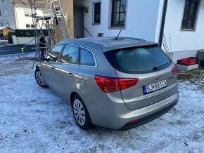 Kia ceed 1.6 CRDi 100kw - 4