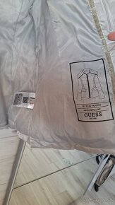 Guess bunda - 4