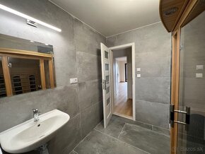 VEĽKÁ DOMAŠA - VALKOV APARTMÁNOVÝ DOM SO 6 OBYTNÝMI JEDNOTKA - 4