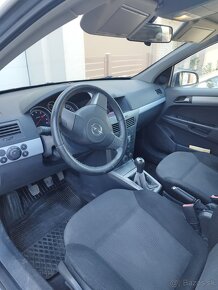 Opel Astra H - 4