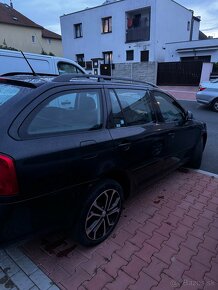 Predám Škoda Octavia 1.6 TDI 4x4 2011 - 4