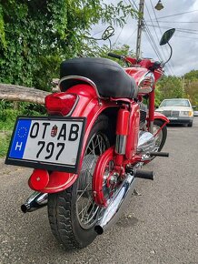 Jawa 350 - 4