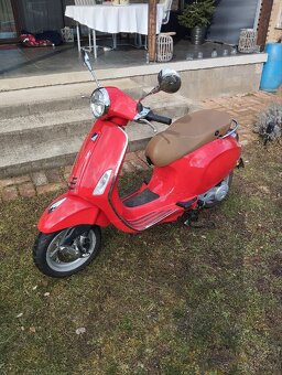 Predám Vespa Primavera 50 4T E4 r.v.2018 - 4