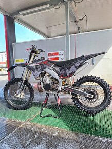 Honda cr250 2700€ - 4