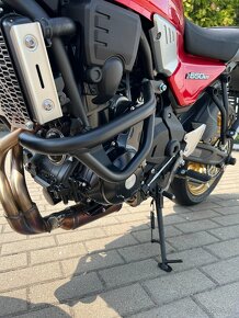 Kawasaki Z650 RS + doplnky - iba 253 km - 4