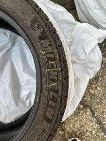 zimne pneumatiky 235/45 r18 - 4