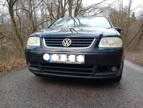 Volkswagen Touran 1.9 tdi DSG - 4