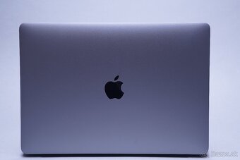 ZÁRUKA/Macbook Air 13.3"/M1(7 CORE) /8GB RAM/256GB SSD/CZ - 4