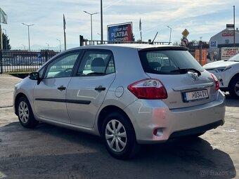 Toyota Auris 1.33 I Dual VVT-i Terra Cool - 4