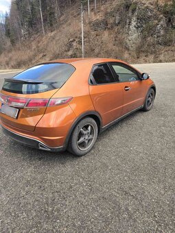 Honda Civic - 4