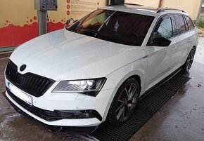 Škoda Superb Combi 2,0 TDI - 4