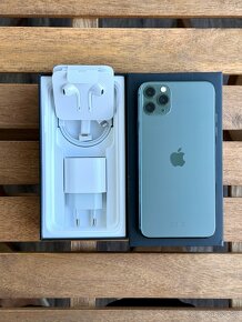 iPhone 11 Pro Max 256Gb Green - 4