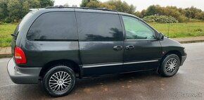 Chrysler Grand Voyager 7 miestne - 4