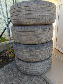 Predám letné pneu jazdené DUNLOP Quattro Maxx  255 50 R19 Le - 4