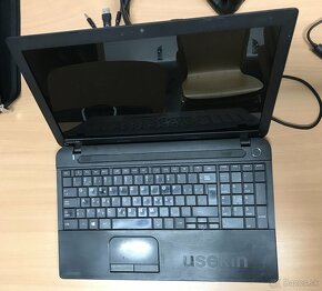 Toshiba satellite c50 a179 na náhradné diely - 4