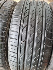 225/45R17 - 4