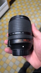 Nikon 18-140mm f/3.5-5.6 G ED VR - 4