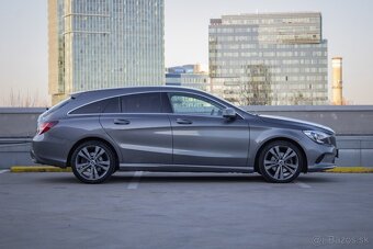 Mercedes-Benz CLA Shooting Brake 220 4MATIC A/T - 4