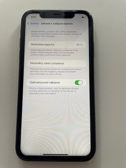 Krásny Iphone 11 64GB batéria 96 percent - 4