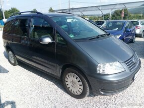 Volkswagen Sharan 2.0 TDI Trendline - 4