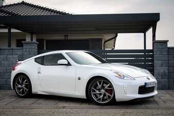 Nissan 370 Z 3.7 V6 Coupe Platinum A/T - 4