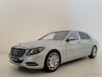 1:18 Mercedes Maybach / Autoart - 4