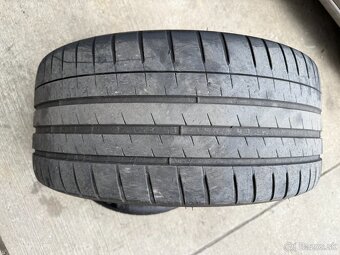 Michelin 275/35R20 - 4